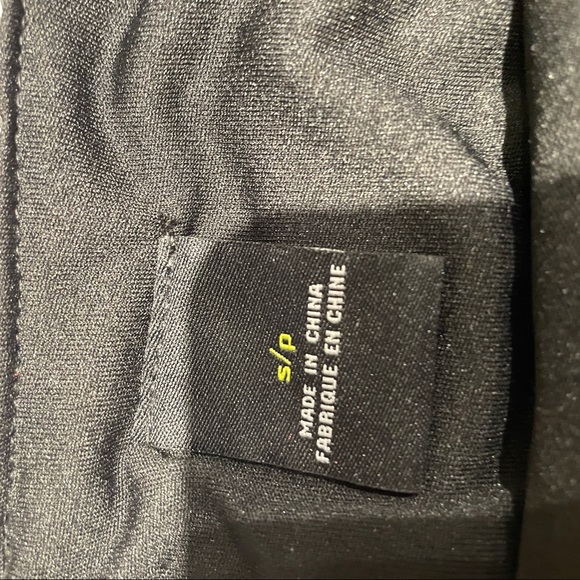 Press sequin top - Picture 4 of 4